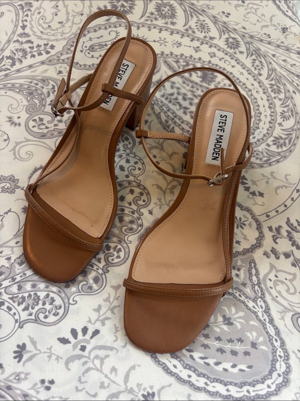 Steve Madden Women's Tan Strappy Block Heel Sandals size 7